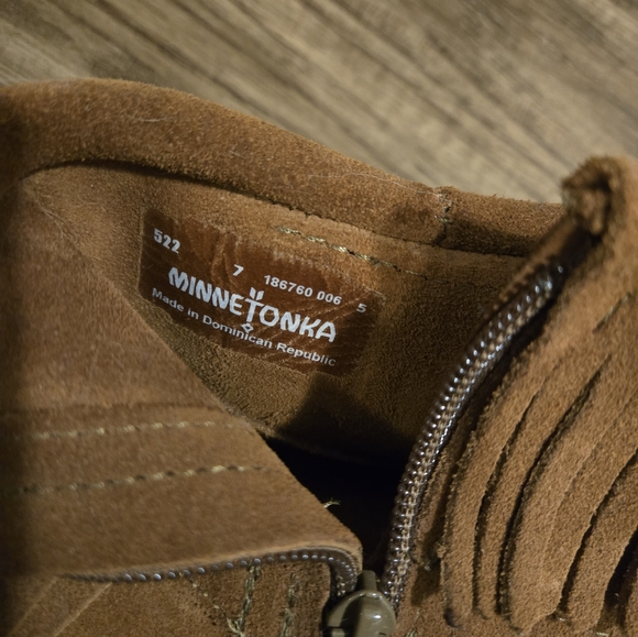 Minnetonka Ankle Moccasins Size 7 - Picture 4 of 5